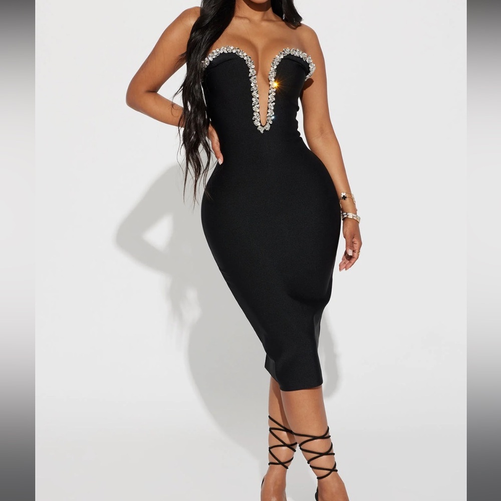 Fashion Nova Sweetest Heart Embellished Midi Dress - Black